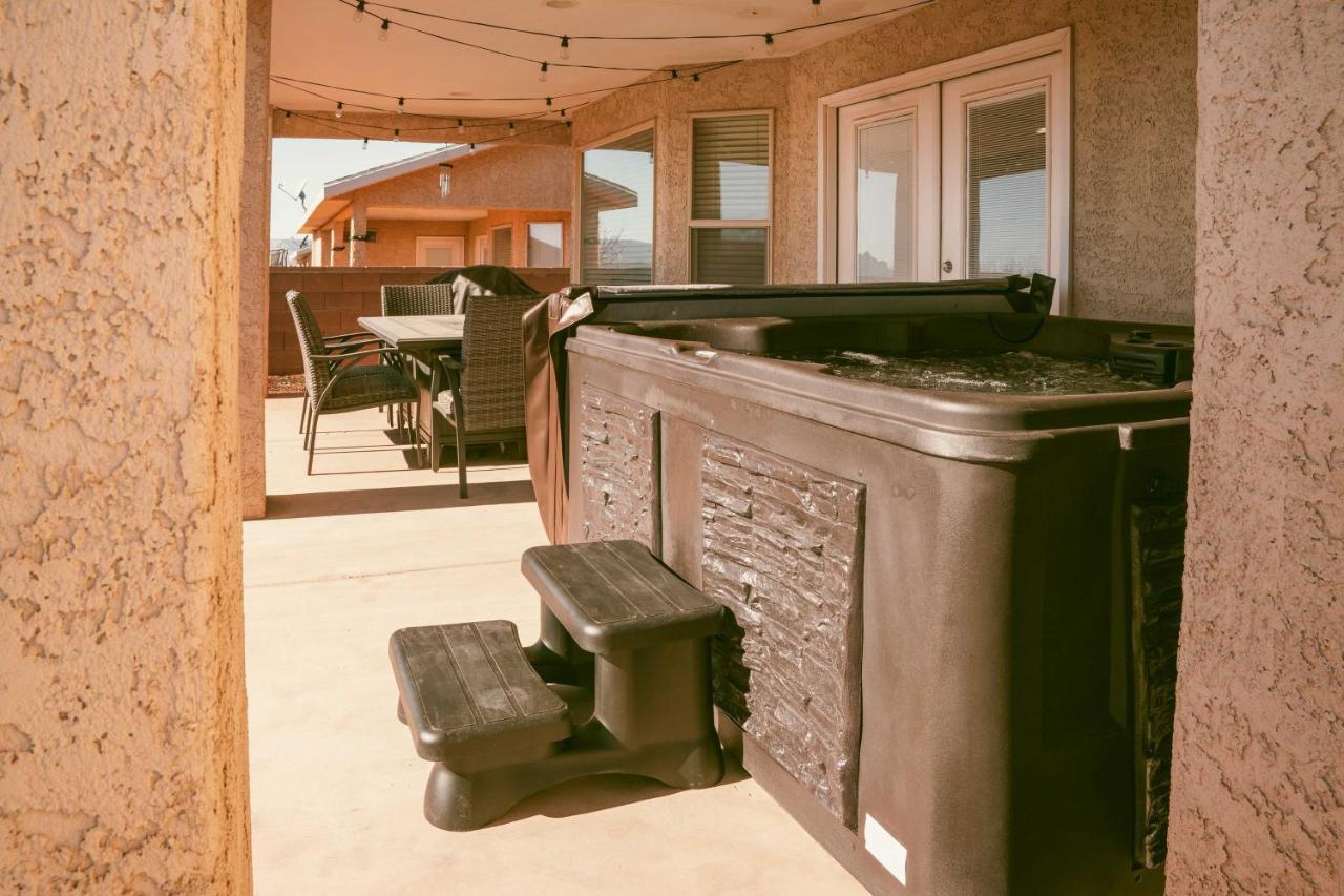 Modern Page Retreat With View, 9 Mi To Wahweap Beach Villa Екстериор снимка